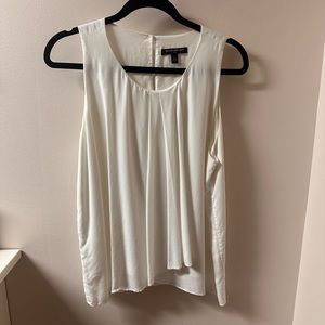 Banana Republic Pleated Tank Size Large